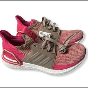 Adidas Boost 19 - Pink / Khaki - Size 7.5